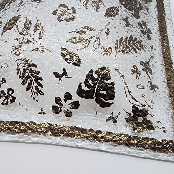 Mid-Century Gold Leaf Foliage Hostess Tray Glass Large 4 Sections 16" x 16" - Picture 9 of 11